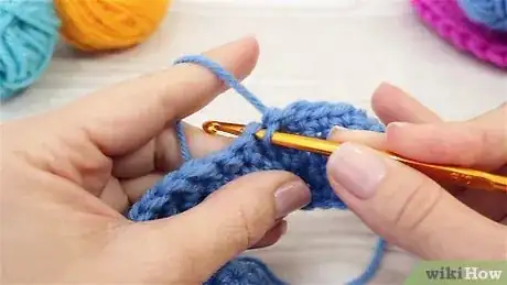 Immagine titolata Single Crochet Step 1