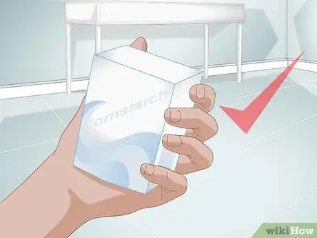 Immagine titolata Remove a Live Mouse from a Sticky Trap Step 12