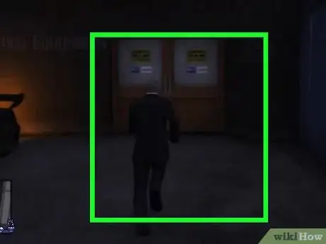 Immagine titolata Shoot Yourself in GTA 5 Step 1