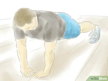 Immagine titolata Lose Upper Arm Fat Step 7