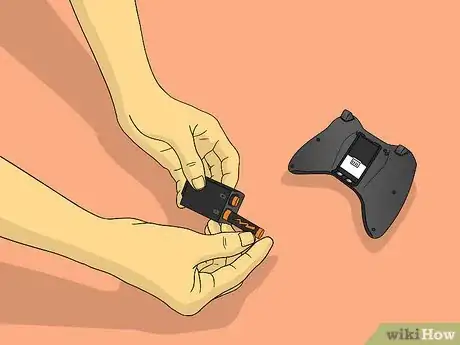 Immagine titolata Fix an Xbox 360 Wireless Controller That Keeps Shutting Off Step 2