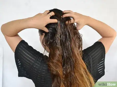 Immagine titolata Make a Homemade (Natural) Protein Hair Mask Step 5