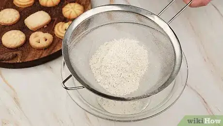 Immagine titolata Sift Flour Without a Sifter Step 7