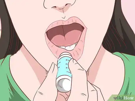 Immagine titolata Heal Sore Lips Step 4