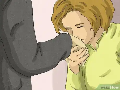 Immagine titolata Kiss Someone on the Hand Step 5