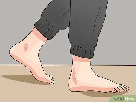 Immagine titolata Avoid Getting Bunions Step 4