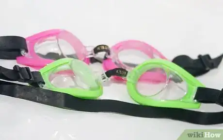 Immagine titolata Pack for Swimming (Girls) Step 12