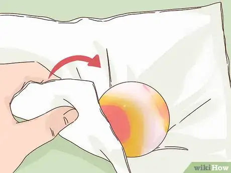 Immagine titolata Use a Bath Bomb Step 2