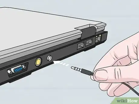 Immagine titolata Connect HDMI to TV Step 12