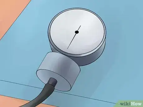 Immagine titolata Check Your Blood Pressure with a Sphygmomanometer Step 6