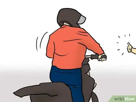 Immagine titolata Ride a Motorcycle (Beginners) Step 4