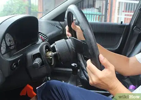 Immagine titolata Replace an Ignition Switch Step 13
