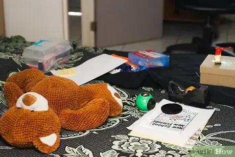 Immagine titolata Clean & Organize Your Room Step 4