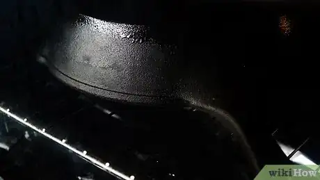 Immagine titolata Season Cast Iron Cookware Step 1