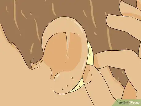 Immagine titolata Re‐Pierce Ears Step 11