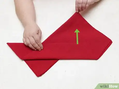 Immagine titolata Fold a Cloth Napkin Step 19