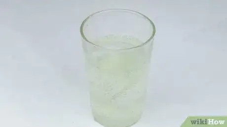 Immagine titolata Clean a Mouth Guard Step 10