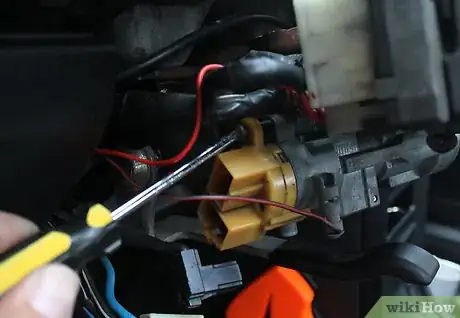 Immagine titolata Replace an Ignition Switch Step 18