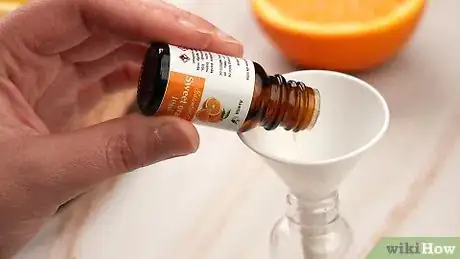 Immagine titolata Make Citrus Spray Step 8