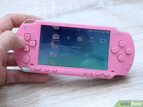 Immagine titolata Charge Your PSP Step 6