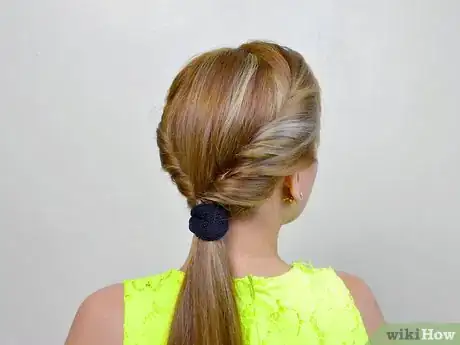 Immagine titolata Do Simple and Cute Hairstyles Step 12