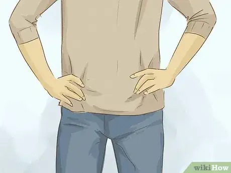 Immagine titolata Read Men's Body Language for Flirting Step 4