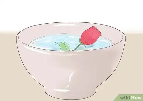 Immagine titolata Make Perfume (Flower Blossoms and Water Method) Step 9