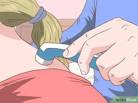 Immagine titolata Recover from a Strained or Pulled Muscle Step 7