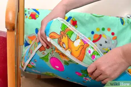 Immagine titolata Choose a Baby Crib Mattress Step 2