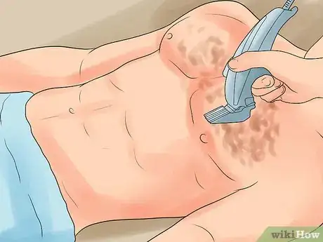 Immagine titolata Convince a Very Hairy Man to Shave His Chest Step 5