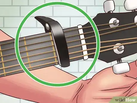 Immagine titolata Tune Your Guitar to Nashville Tuning Step 11