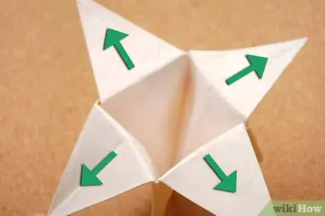 Immagine titolata Make an Origami Star Box Step 16