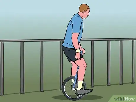 Immagine titolata Unicycle Step 7