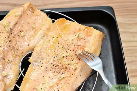 Immagine titolata Cook Halibut Step 9