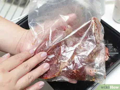 Immagine titolata Grill a Perfect Steak Step 12