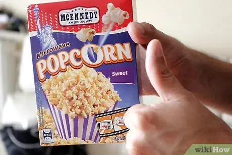 Immagine titolata Plan a Movie Marathon Step 11