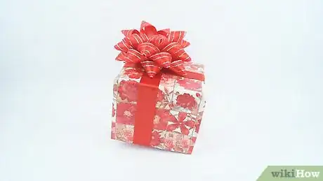 Immagine titolata Wrap a Present Step 22