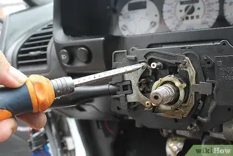Immagine titolata Replace an Ignition Switch Step 14