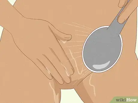 Immagine titolata Shave Your Bikini Area with Coconut Oil Step 11