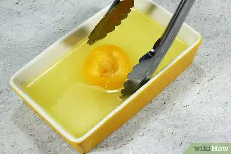 Immagine titolata Freeze Apricots Step 7