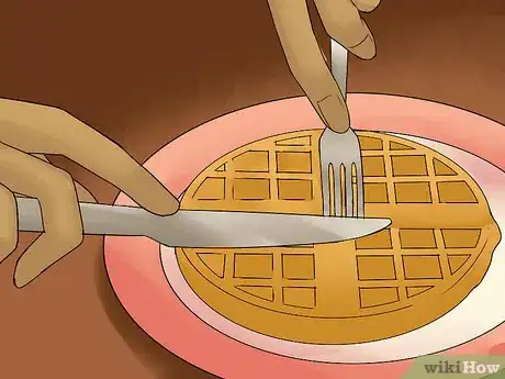 Immagine titolata Eat a Waffle Step 8