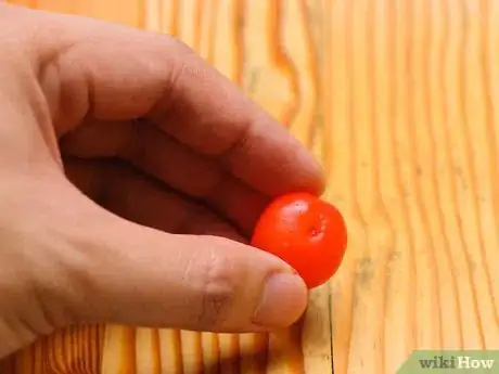Immagine titolata Pit a Cherry Step 3