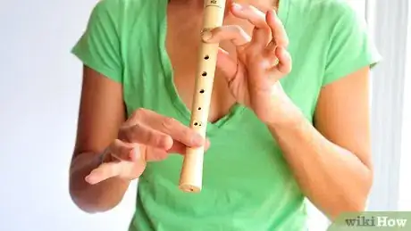 Immagine titolata Play the Recorder Step 7