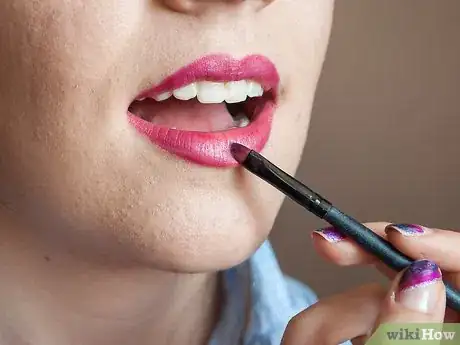 Immagine titolata Become a Makeup Artist Step 1