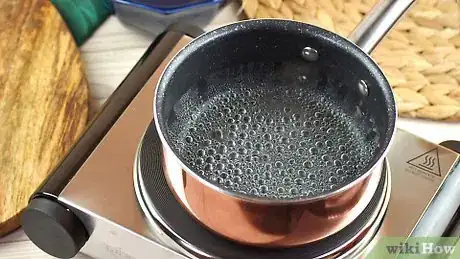 Immagine titolata Make Instant Noodles Step 6