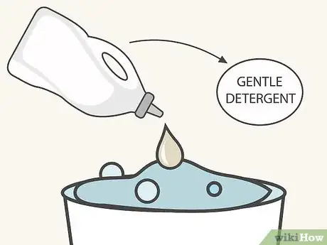 Immagine titolata Wash a Backpack Step 6