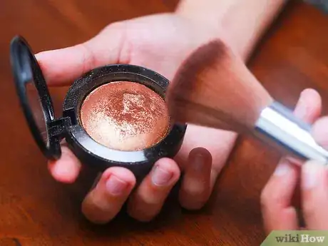 Immagine titolata Find the Best Foundation Color Shade for You Step 9