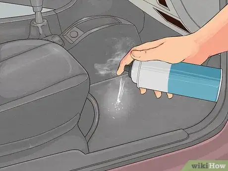 Immagine titolata Shampoo Car Interior Step 8