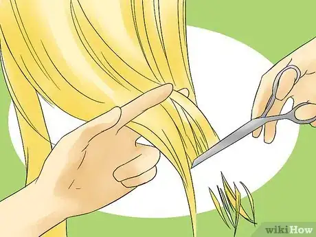 Immagine titolata Cut Hair in Layers Step 13