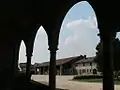 Villa Pallavicino - volti all'ingresso